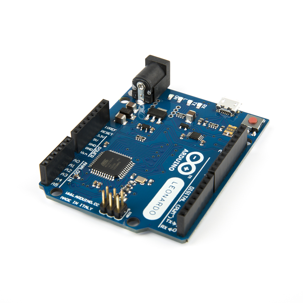 Leonardo R3 с логотипом Atmega32u4